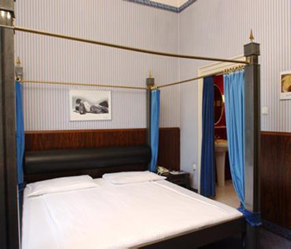 Hotel Goldene Spinne Wenen